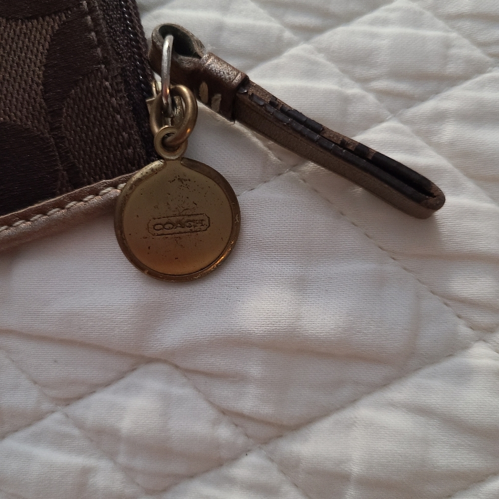 Coin pouch - Picture 4 of 4